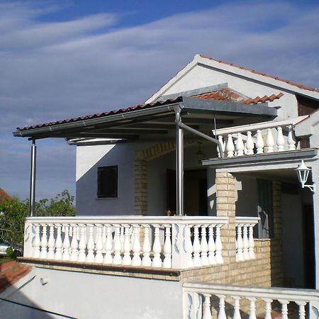 Apartmani Misic Ждрелац Экстерьер фото